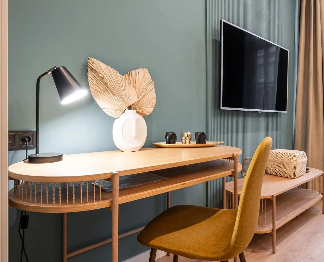 Apartment New Downtown Bliss - A Homelike Haven Budapest